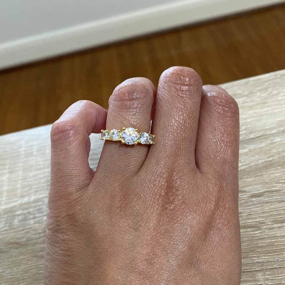 CZ Diamond ring - Picture 7 of 7